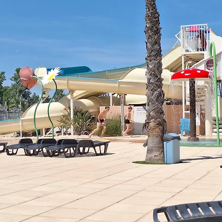 Valras Plage, Les Sables Du Midi, Siblu, Le Josephine Mobil 4 - 6 Places Kemping *
